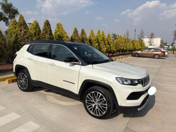 Jeep Compass Altitude 1.3  Turbo 4 Cil 4x2  2024