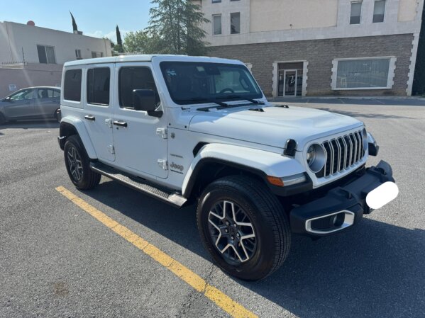 Jeep Wrangler 2.0T Unlimited Sahara 4X4 2024