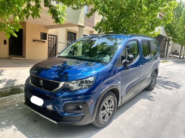 Peugeot Rifter 1.2 Allure pack, 7 Pasaj,  5p At, 2025