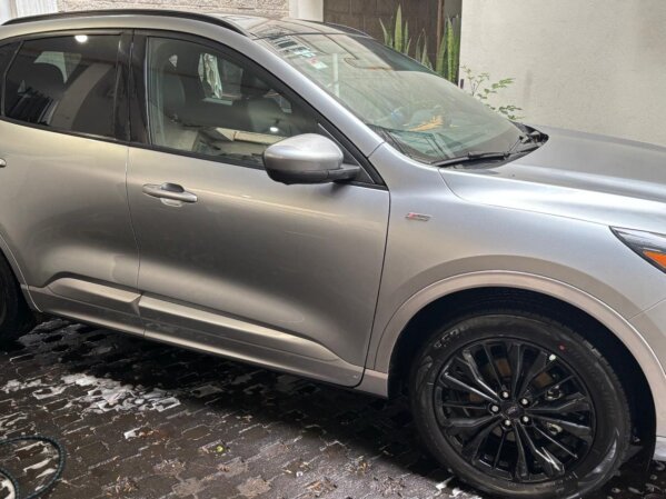 Ford Escape 2.5 St-Line Elite HEV , piel ,  Hybrid Cvt 2024