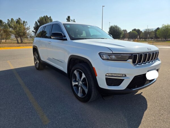 Jeep Grand Cherokee Limited Lujo  5 pasaj  V6  Aut 4x2 2024