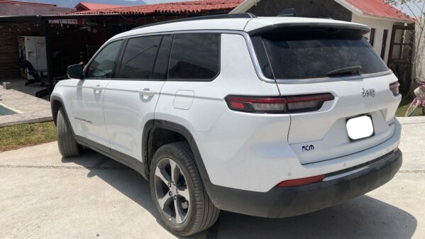 Jeep Grand Cherokee L  limited Lujo   7 Pasaj  V6  Aut 4x2 2024